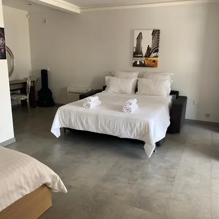 Diamond 5 Star - Vila