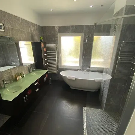 Diamond 5 Star - * Nice