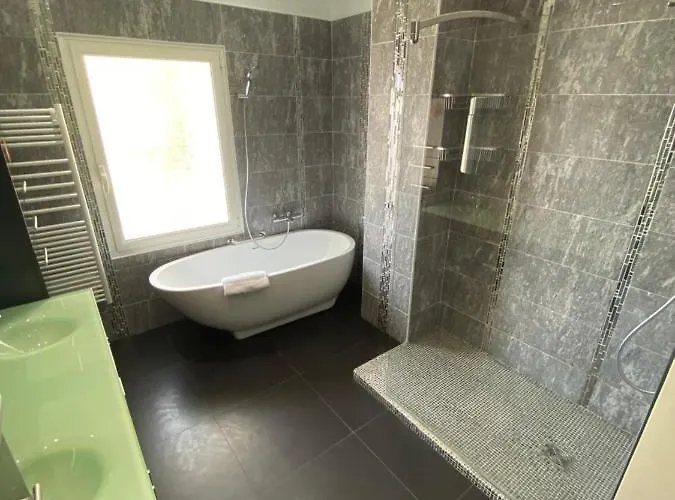 Diamond 5 Star - Villa Niza