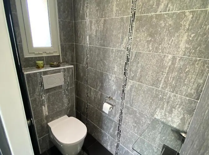 Diamond 5 Star - *