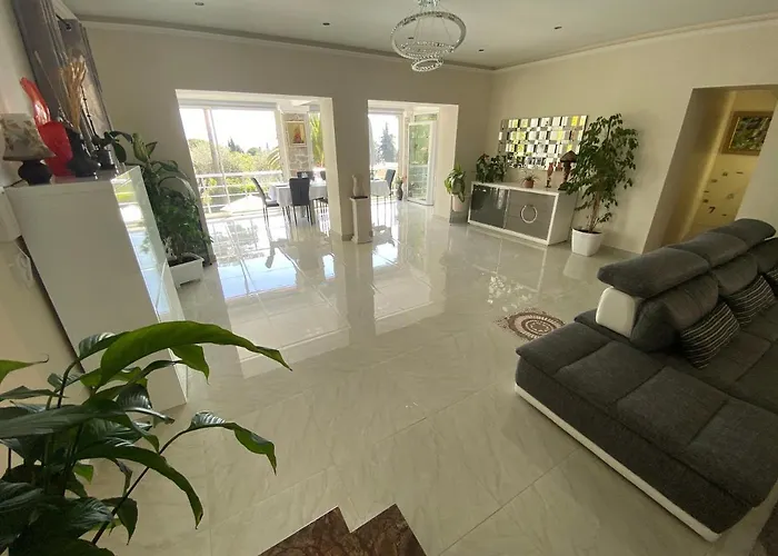 فيلة Diamond 5 Star -